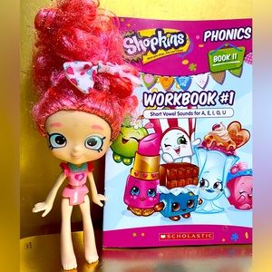 SHOPKINS SHOPPIES LUCY SMOOTHIE DOLL & SHOPKINS PHONICS BOOK